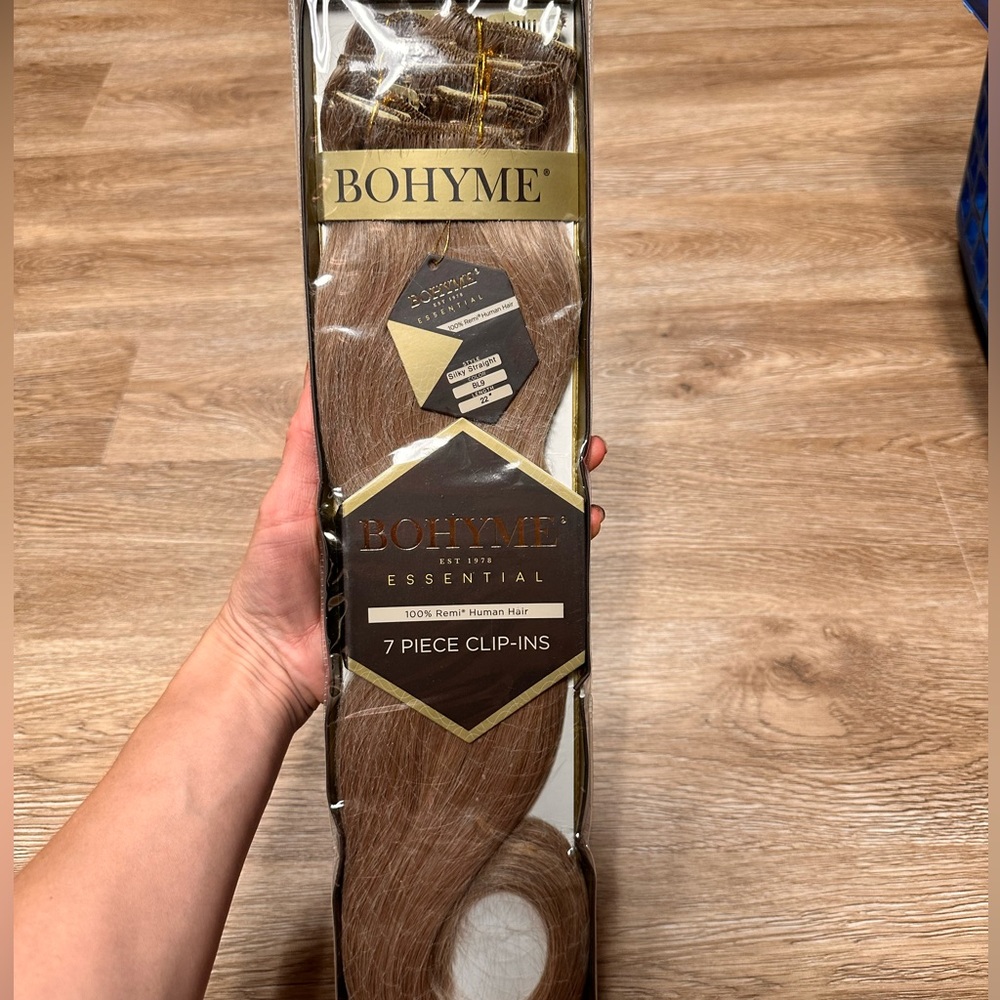 Clip in extensions